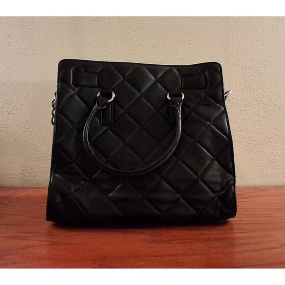 Michael Kors Large Hamilton Quilted Shoulder Bag Handbag Leather Lock &Key Black - Picture 5 of 5